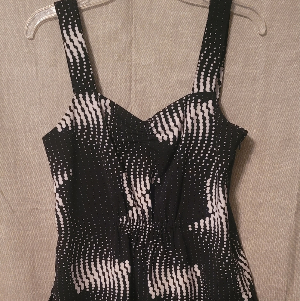 Kenneth Cole  Wide Straps  Blouse Size M